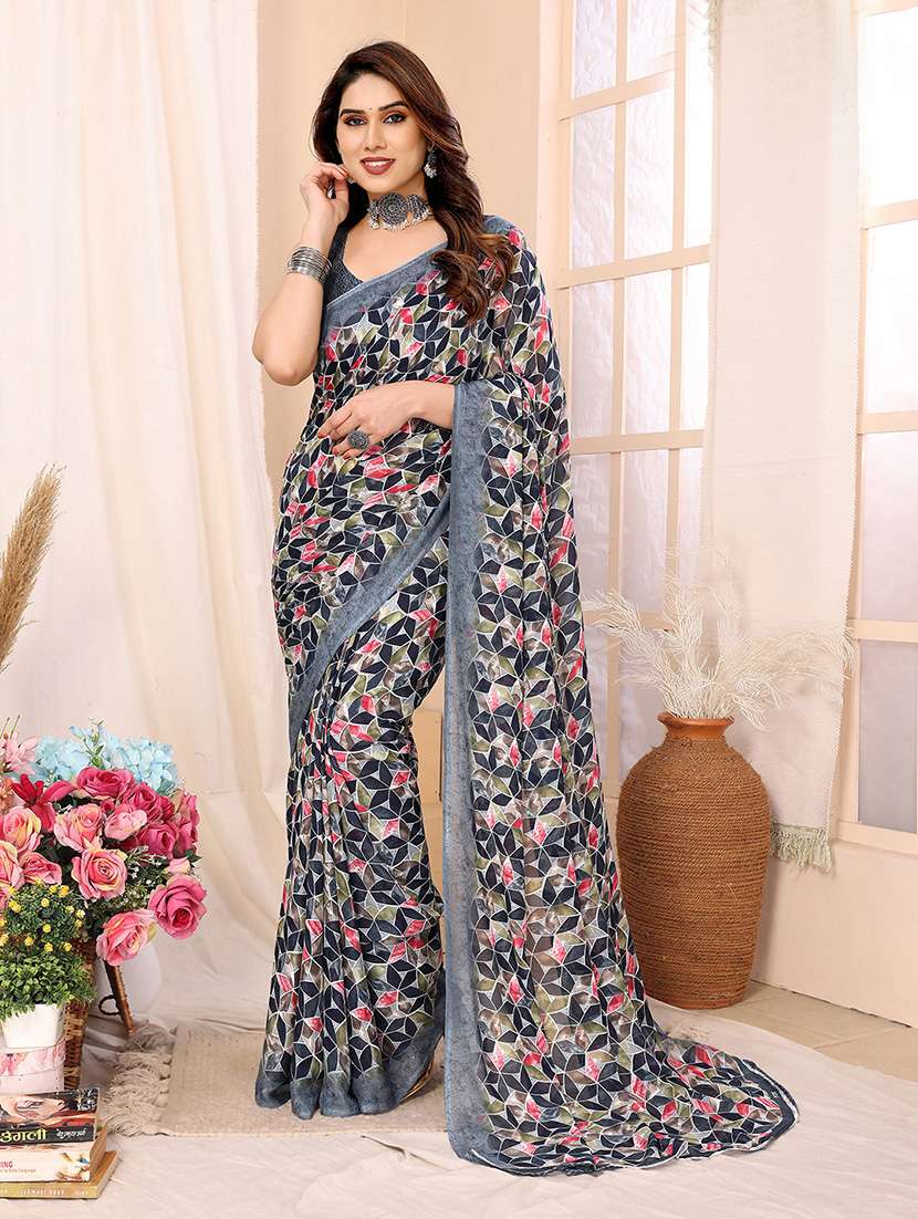 women printed casual wear saree with blouse