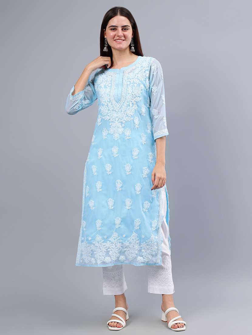women three quarter sleeve chikankari work kurta 