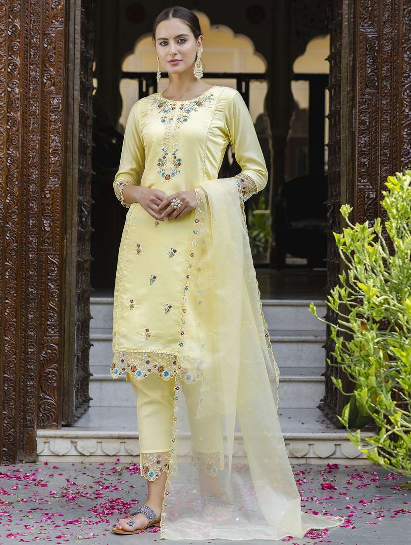 women yellow kurta dupatta set