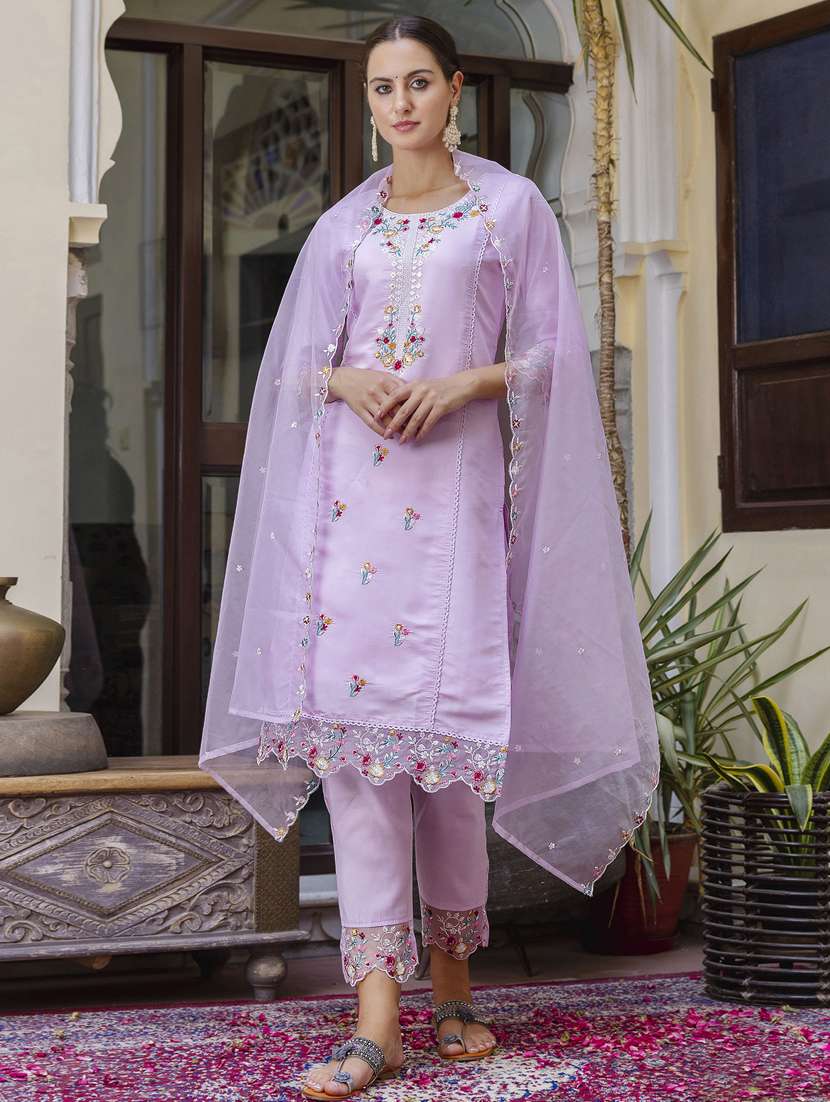 women three quarter sleeve kurta pant with dupatta set