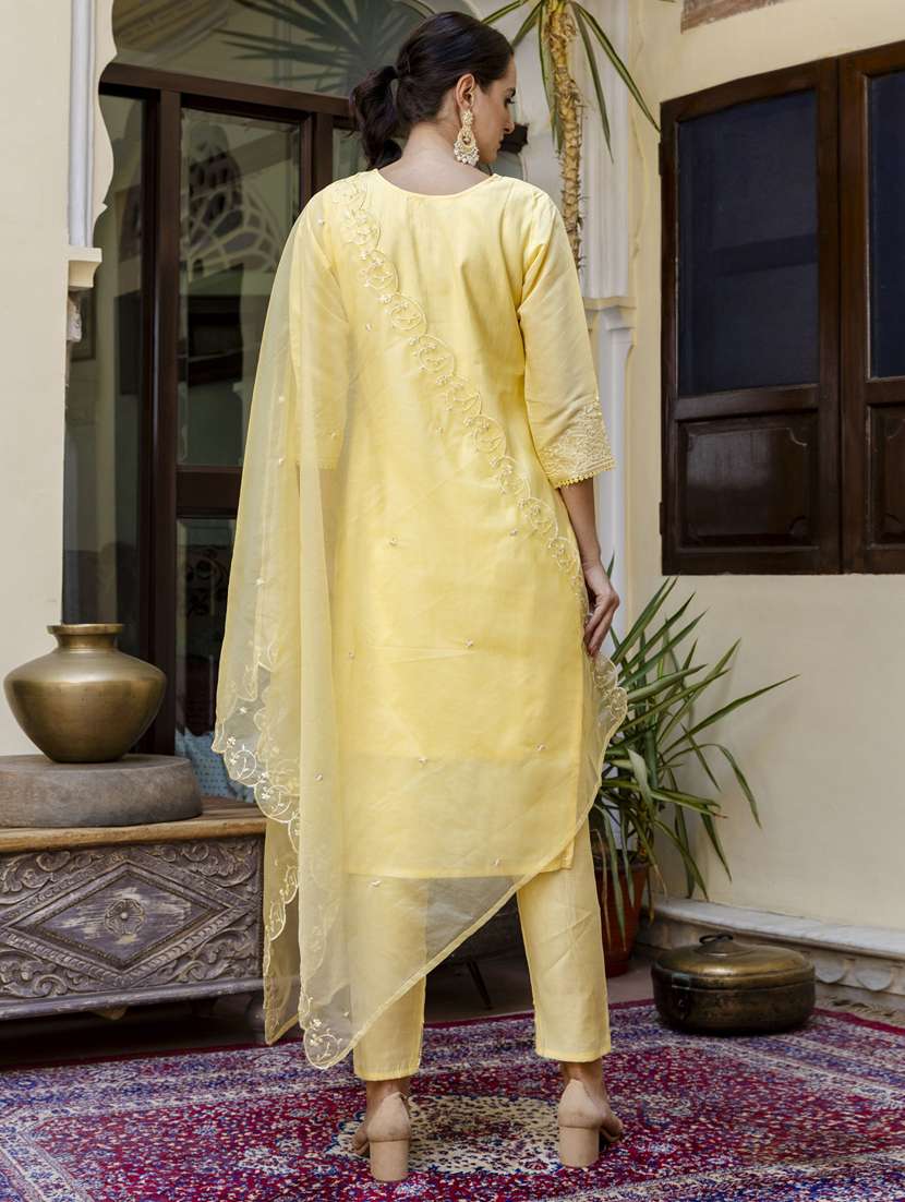women three quarter sleeve kurta pant with dupatta set - 21450866 -  Standard Image - 2