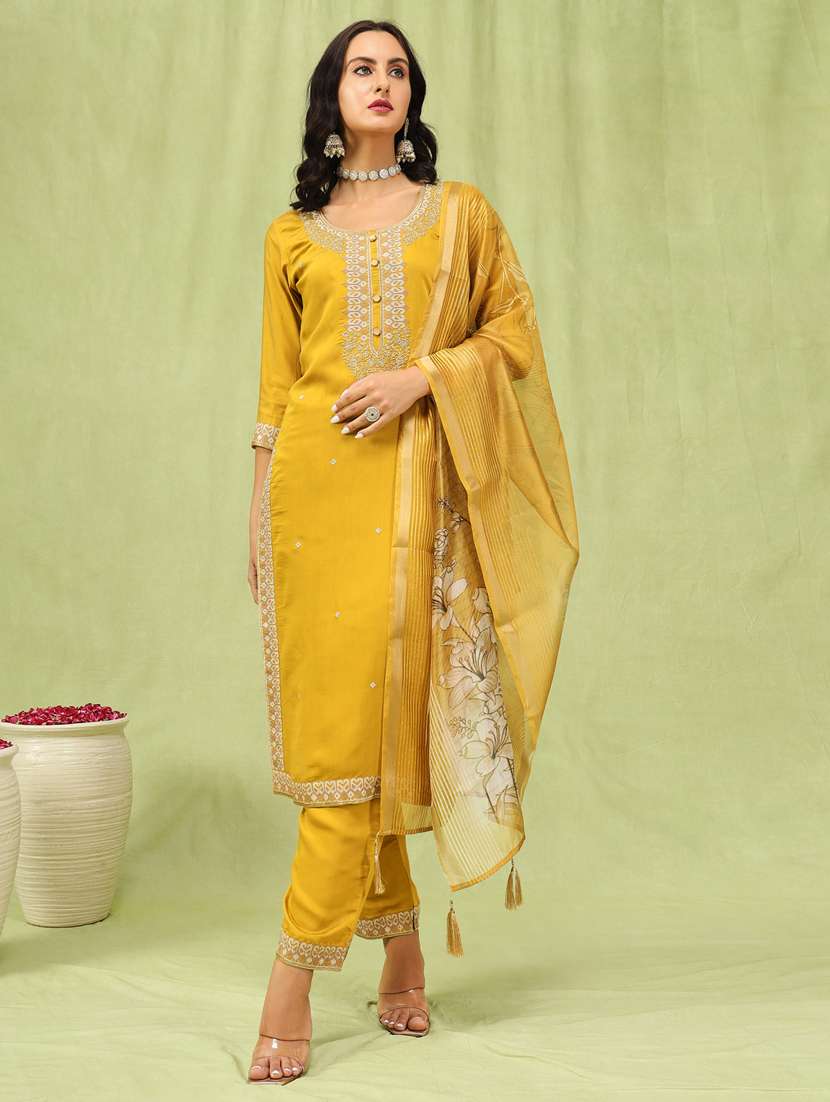 women mustard kurta dupatta set