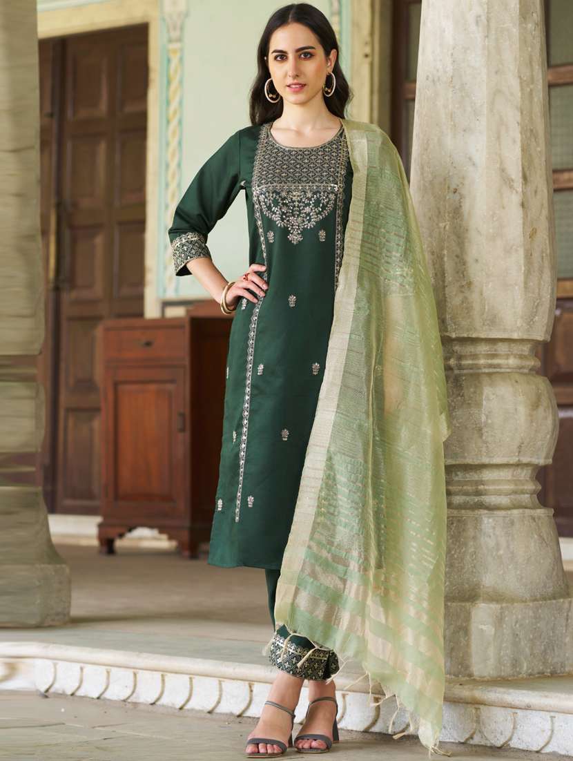 women green kurta dupatta set