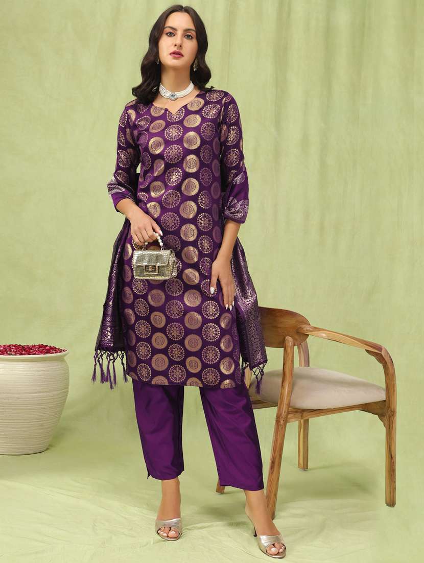 women purple kurta dupatta set