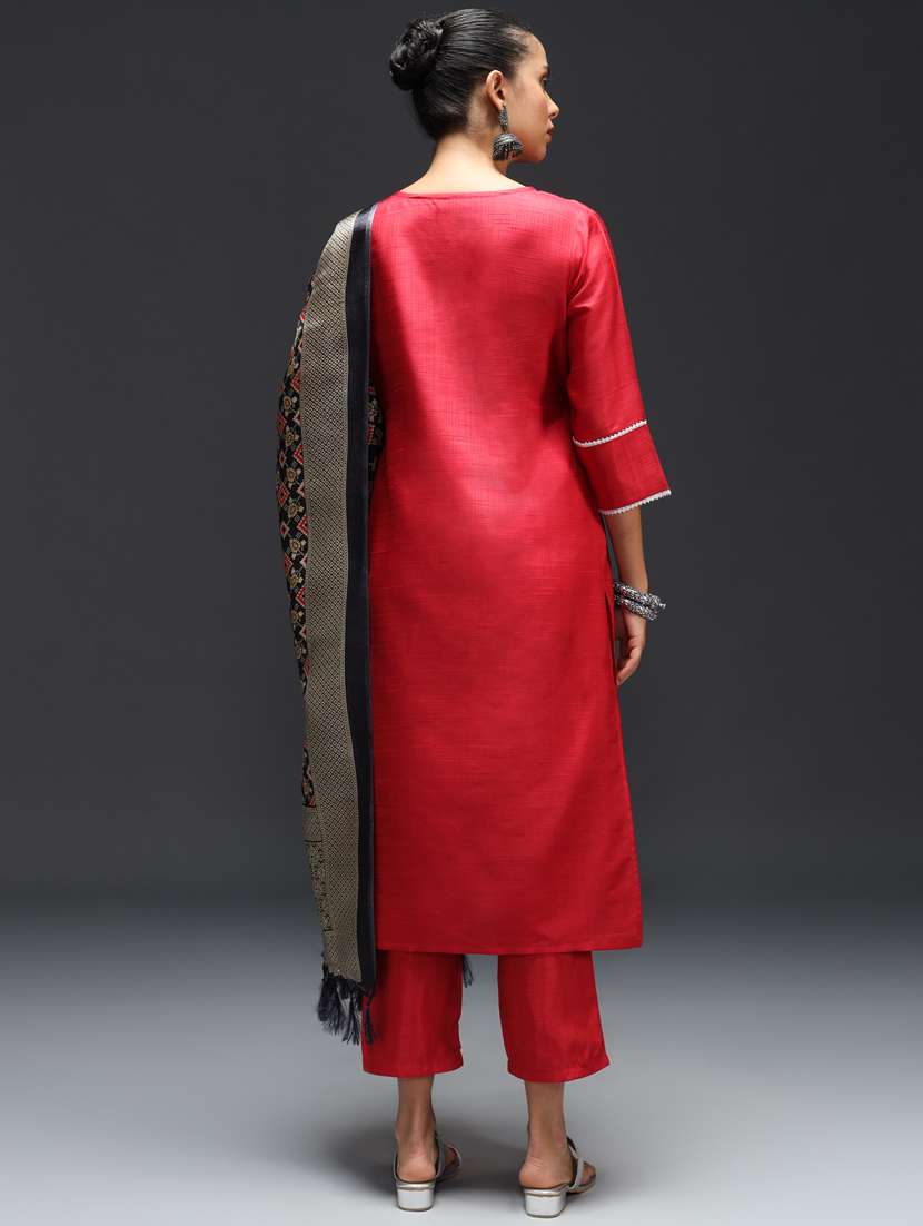 women red kurta dupatta set - 21451007 - Standard Image - 2