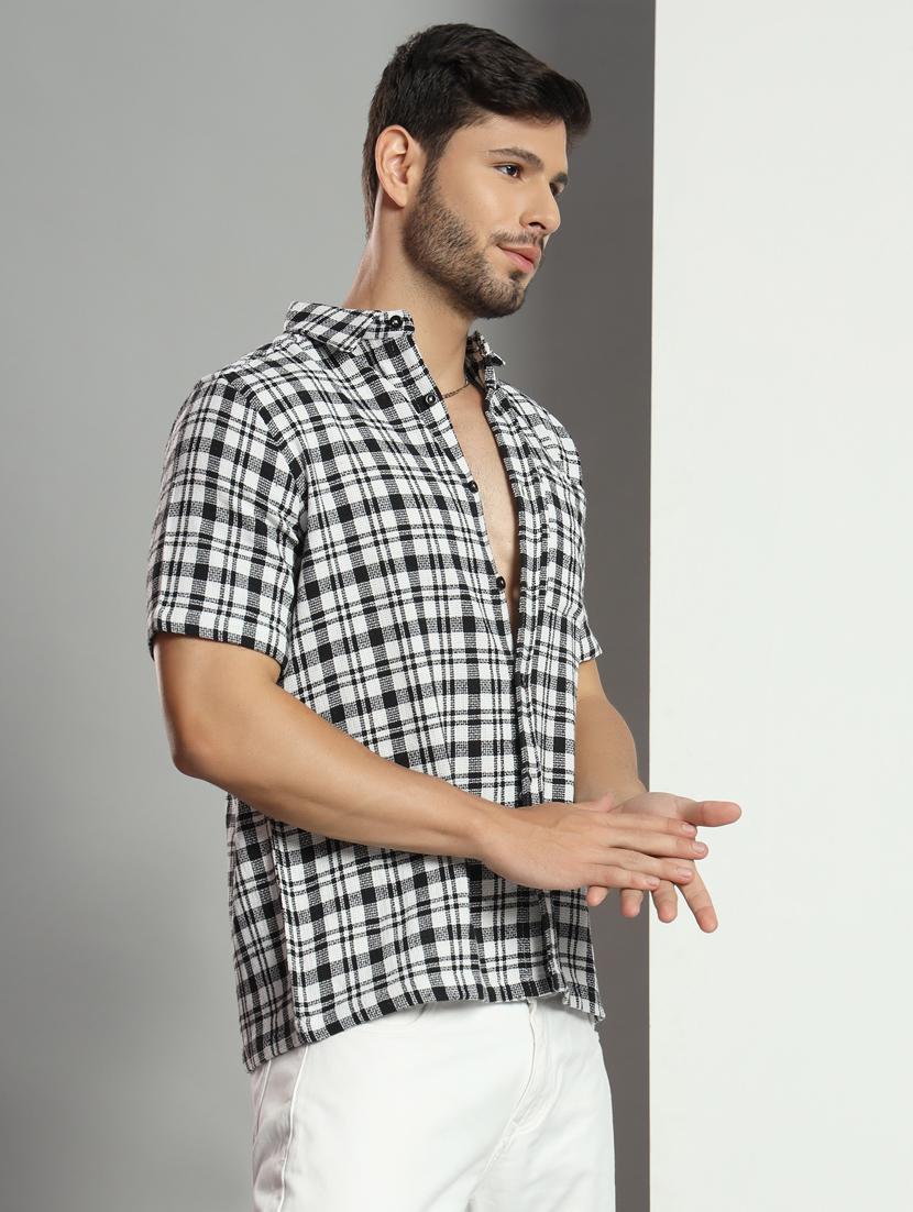 men checkered short sleeved casual shirt - 21451149 - Standard Image - 2