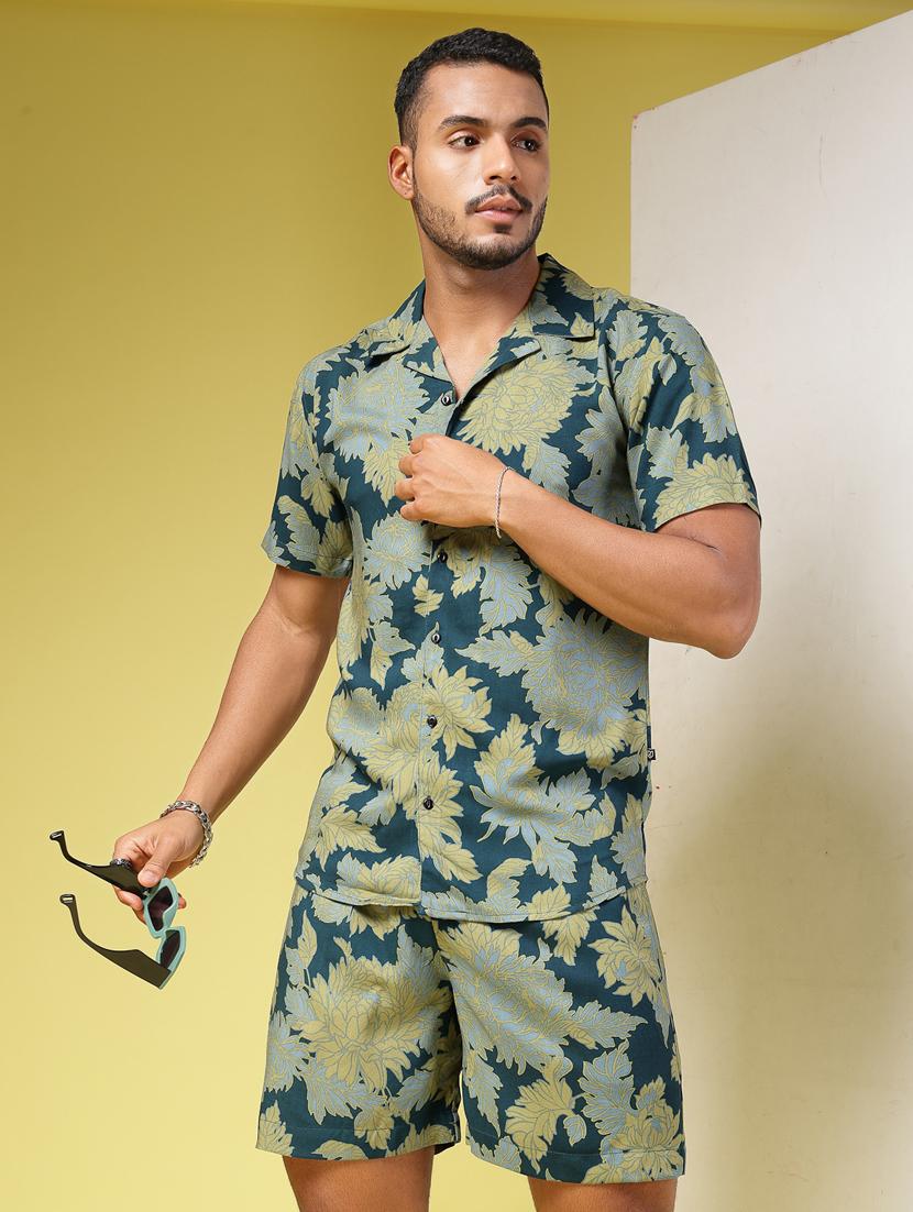 men cuban collar printed co-ord set - 21451389 - Standard Image - 2