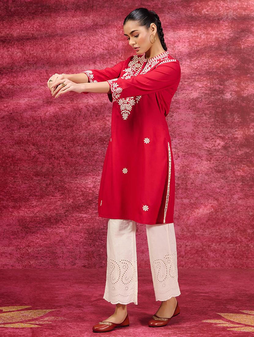 women embroidered straight kurta - 21452027 - Standard Image - 2