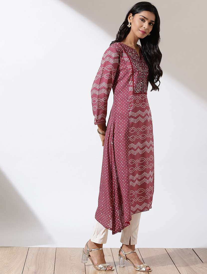 women three quarter sleeve a-line kurta - 21452239 - Standard Image - 2