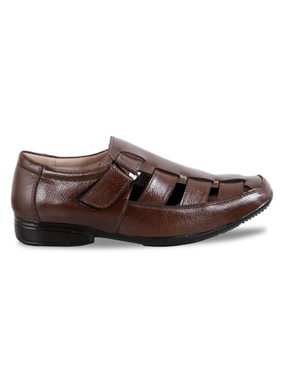 men brown strap sandal - 21452374 -  Standard Image - 2