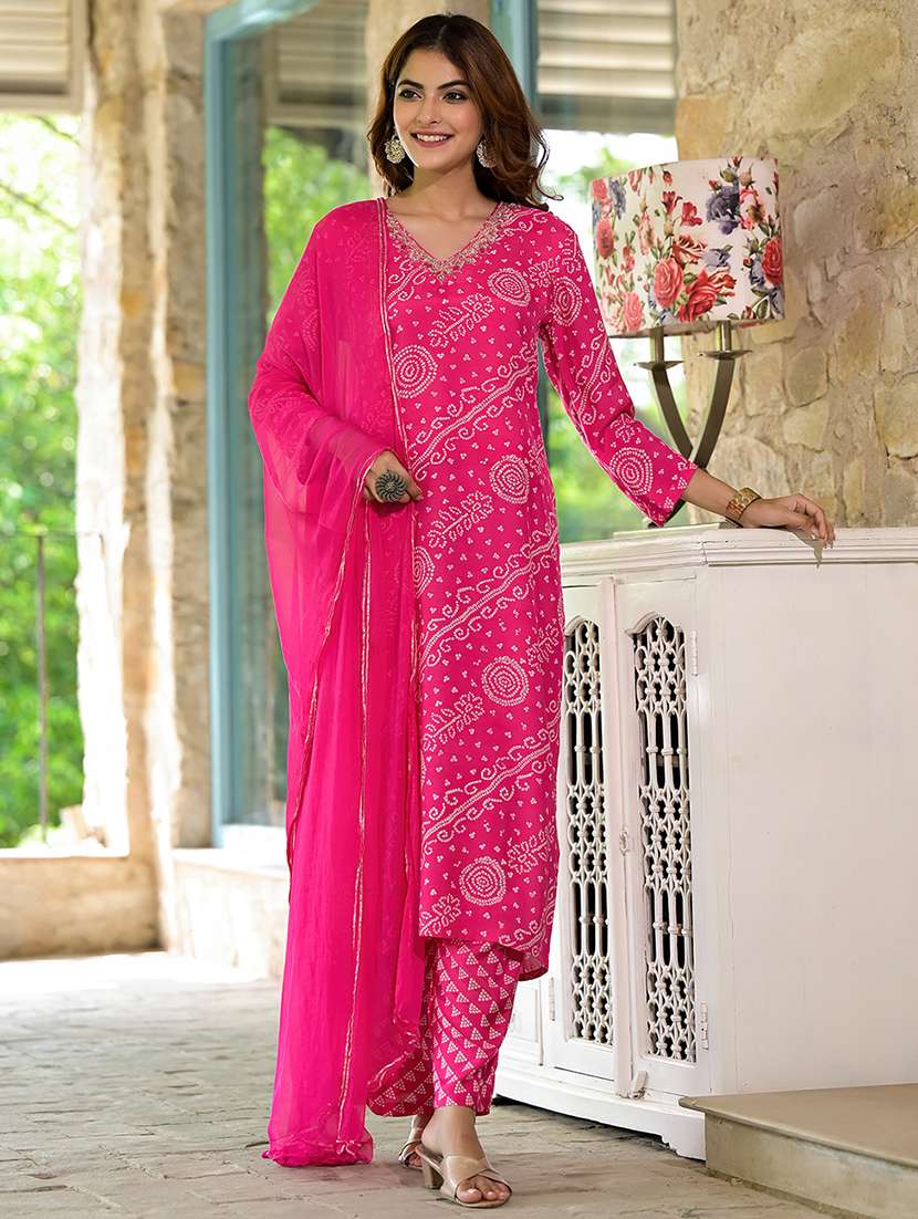 women three quarter sleeve kurta pant with dupatta set