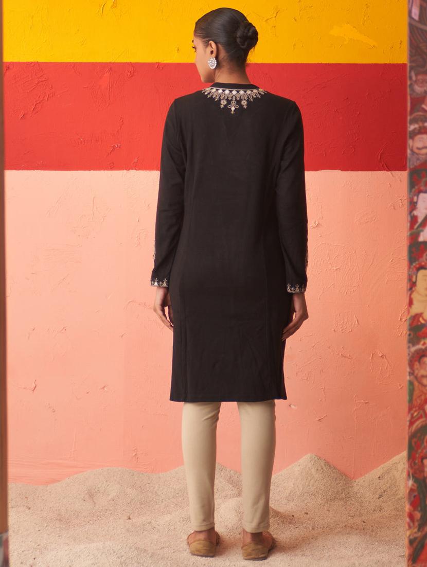 women black straight woolen kurta - 21458892 - Standard Image - 2