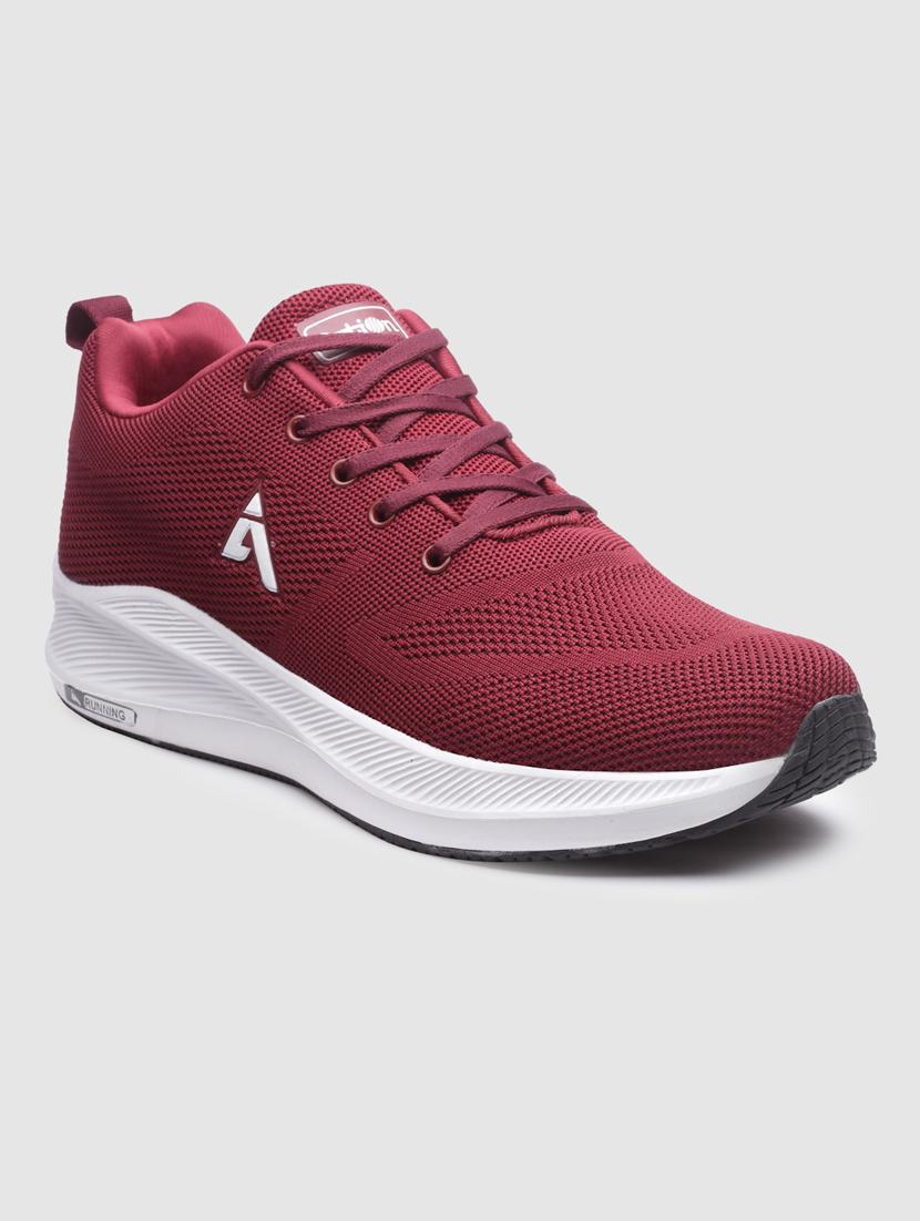 men lace up sports shoes - 21460437 - Standard Image - 2