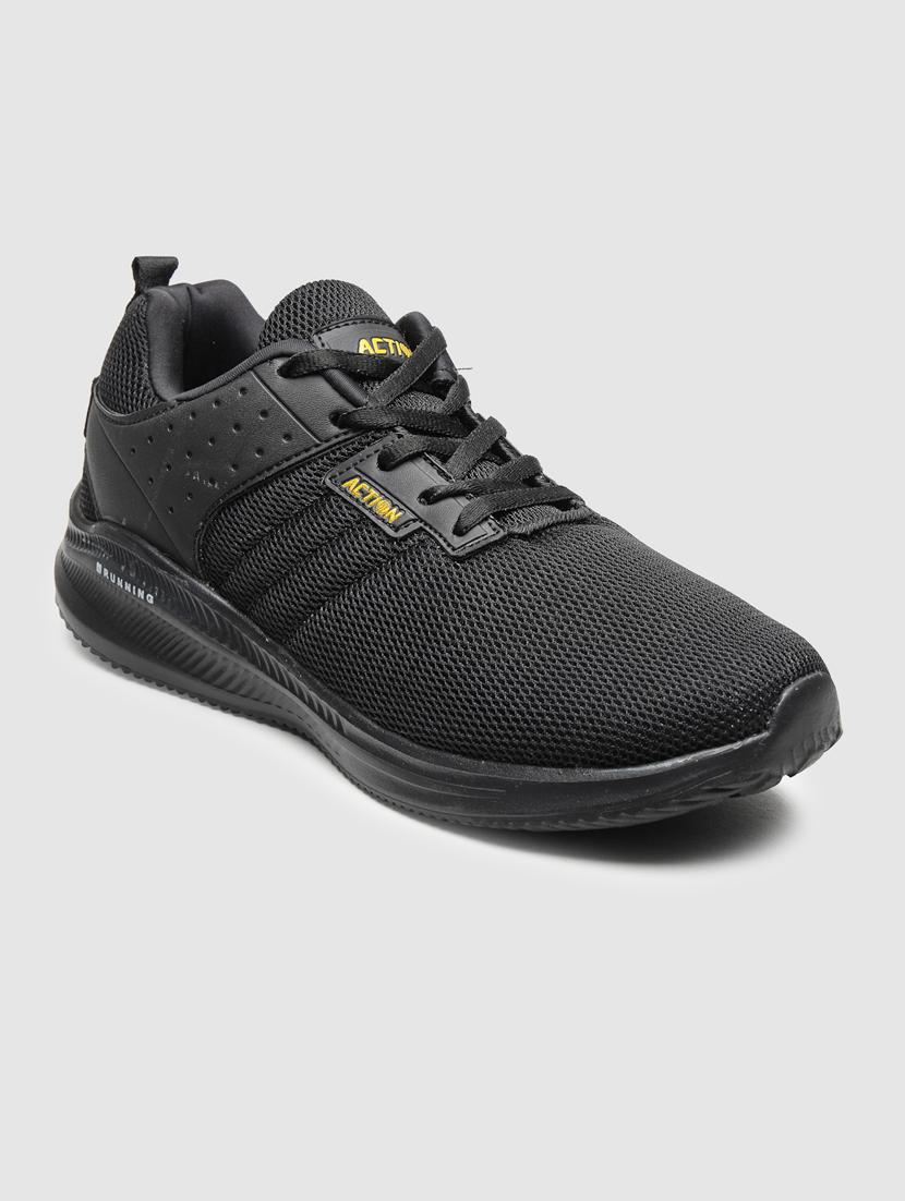men lace up sports shoes - 21460456 - Standard Image - 2