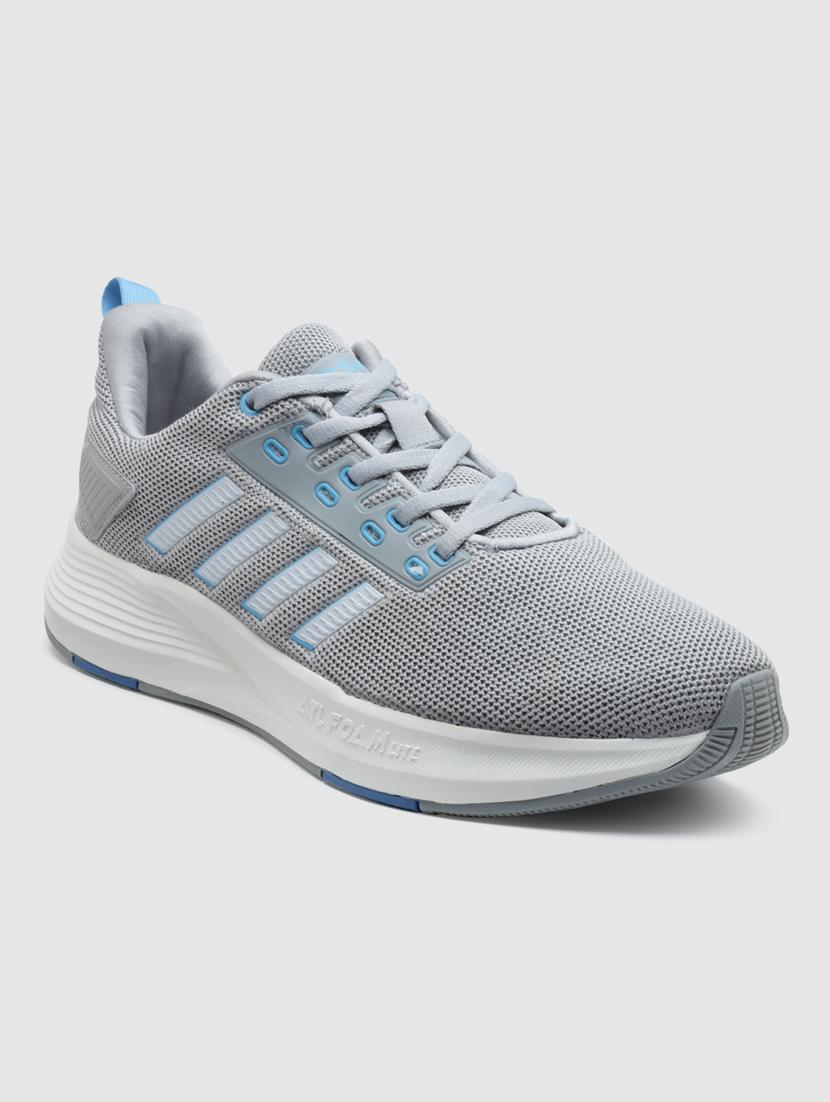 men lace up sports shoes - 21460534 - Standard Image - 2