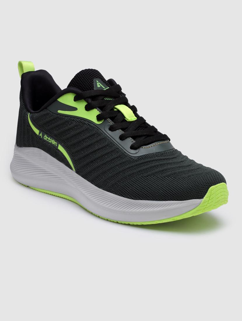 men lace up sports shoes - 21460546 - Standard Image - 2