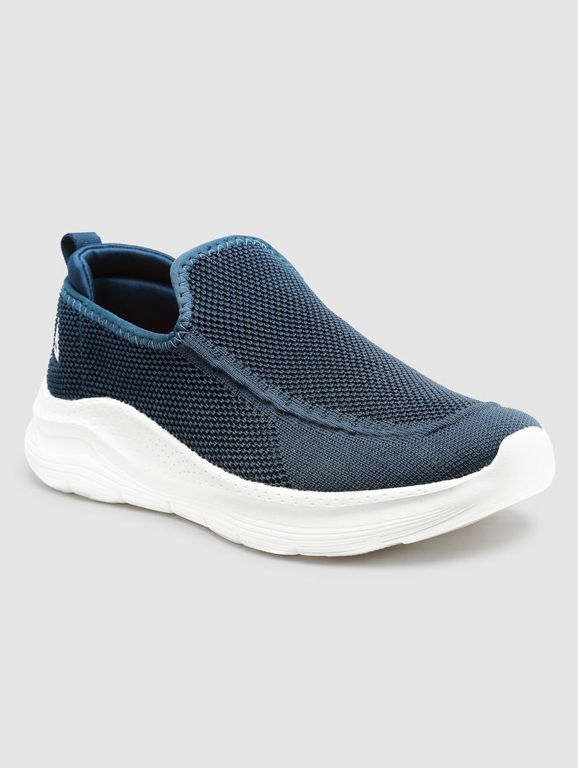 men slip on sports shoes - 21460613 - Standard Image - 2