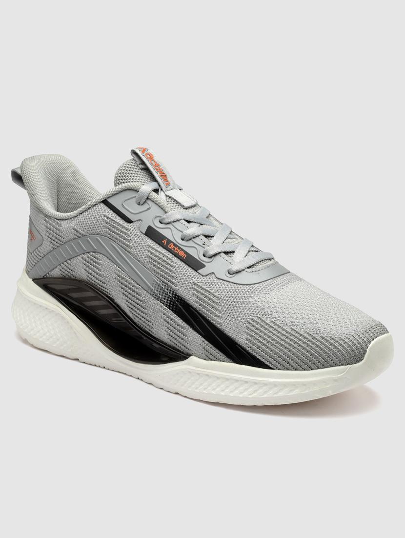 men lace up sports shoes - 21460640 - Standard Image - 2
