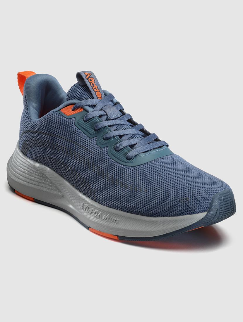 men lace up sports shoes - 21460743 - Standard Image - 2