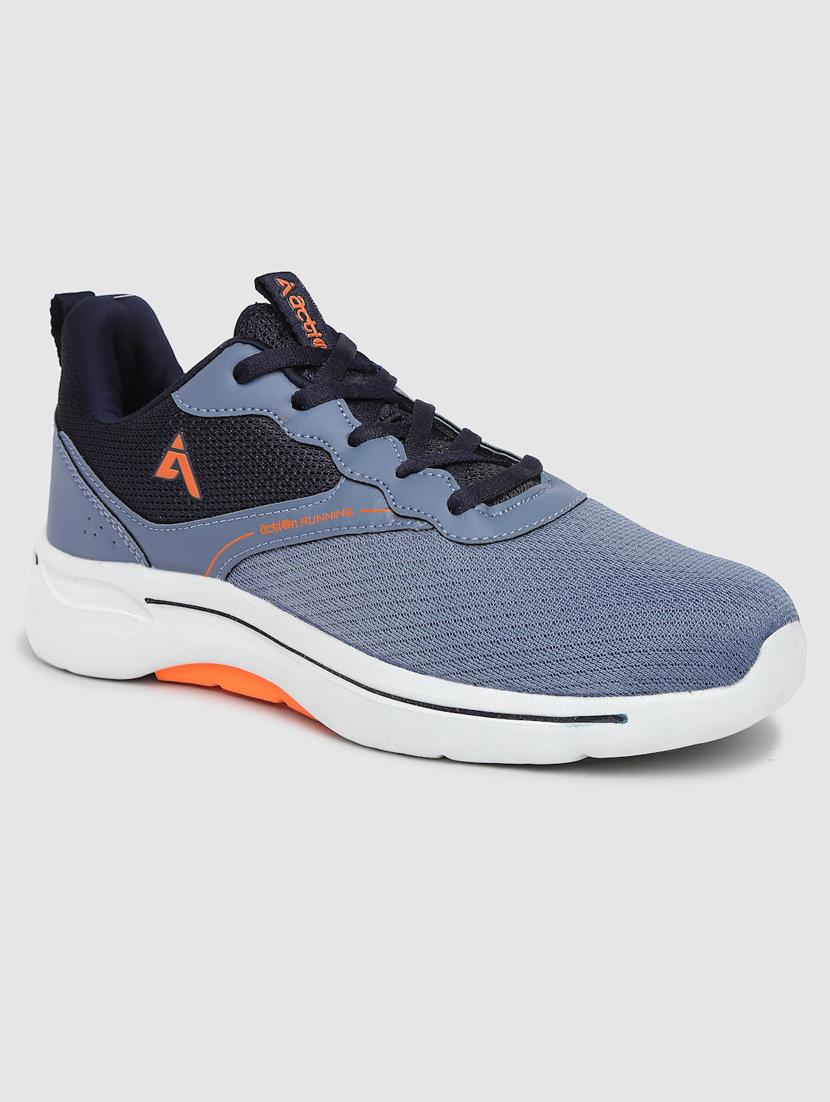 men lace up sports shoes - 21460777 - Standard Image - 2