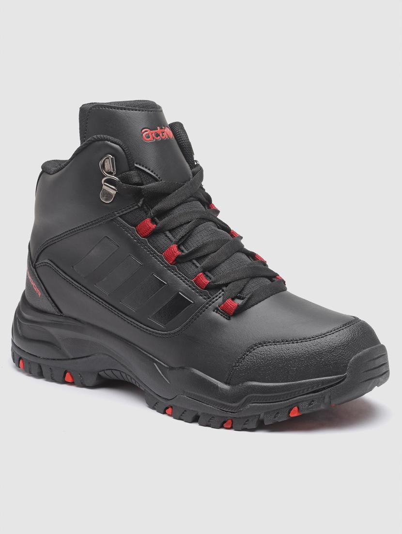 men lace up sports shoes - 21460786 - Standard Image - 2