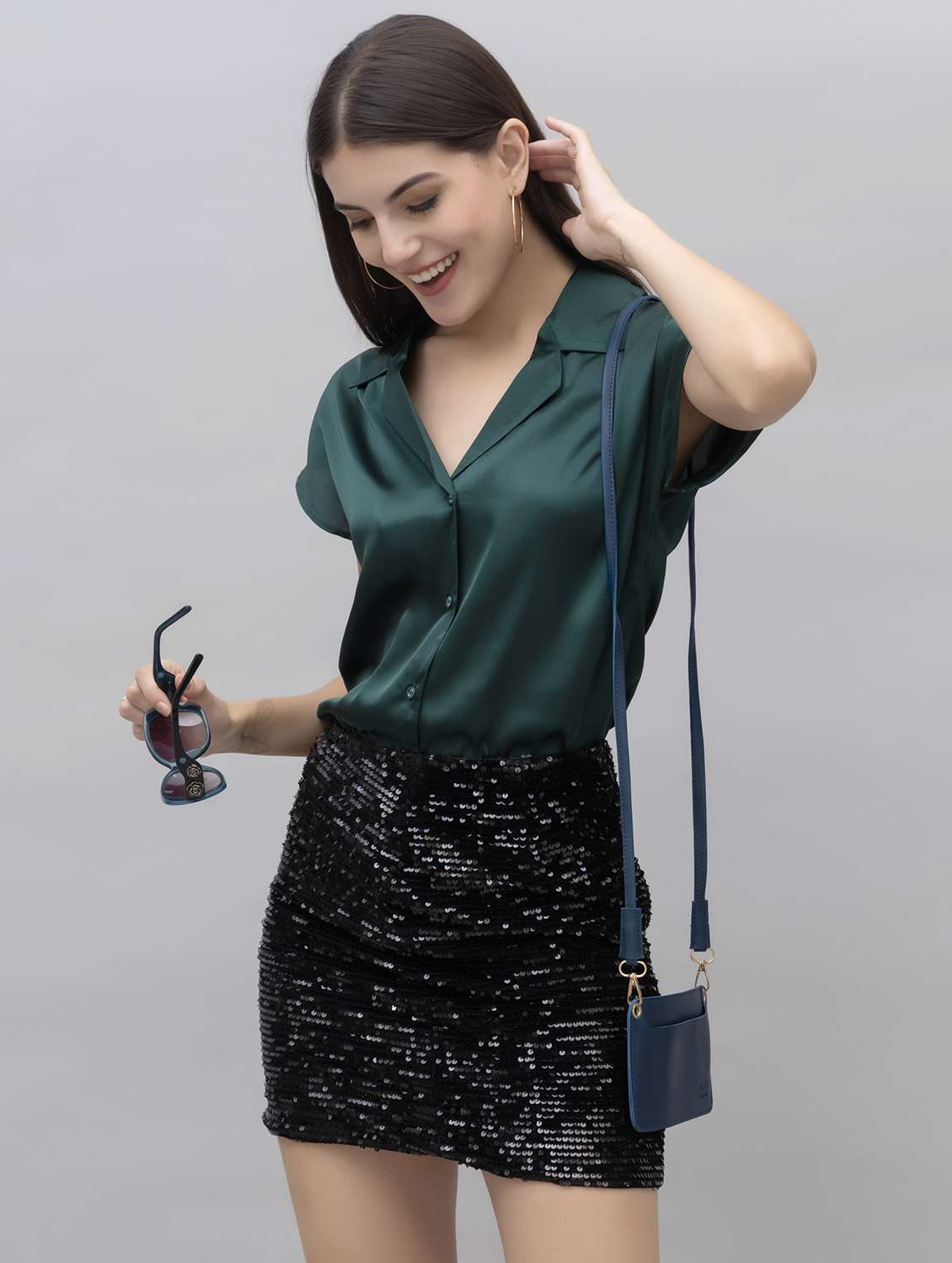 women solid lapel collared cap sleeves shirt