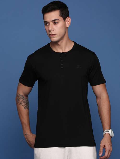 men solid round neck t-shirt - 21463201 - Standard Image - 0