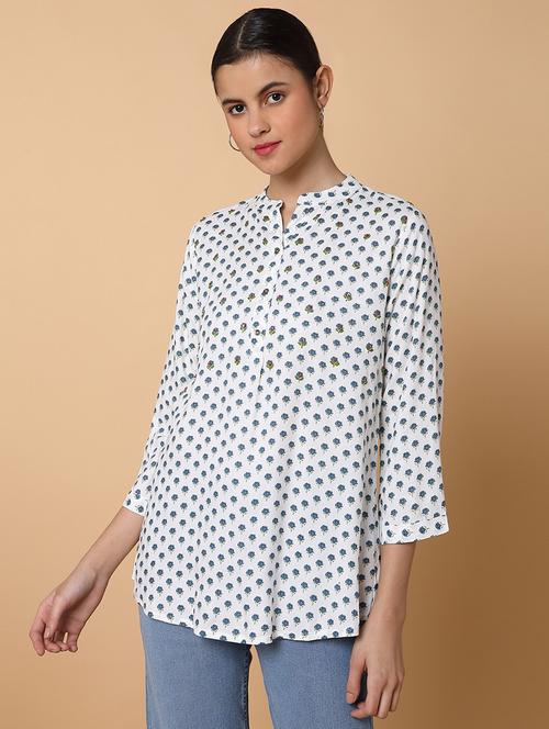 women white floral printed straight kurti - 21463518 - Standard Image - 0