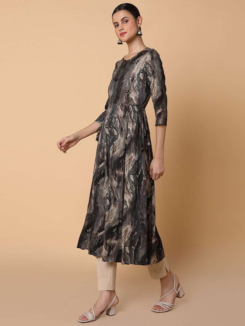 Women Three Quarter Sleeve Anarkali Kurta