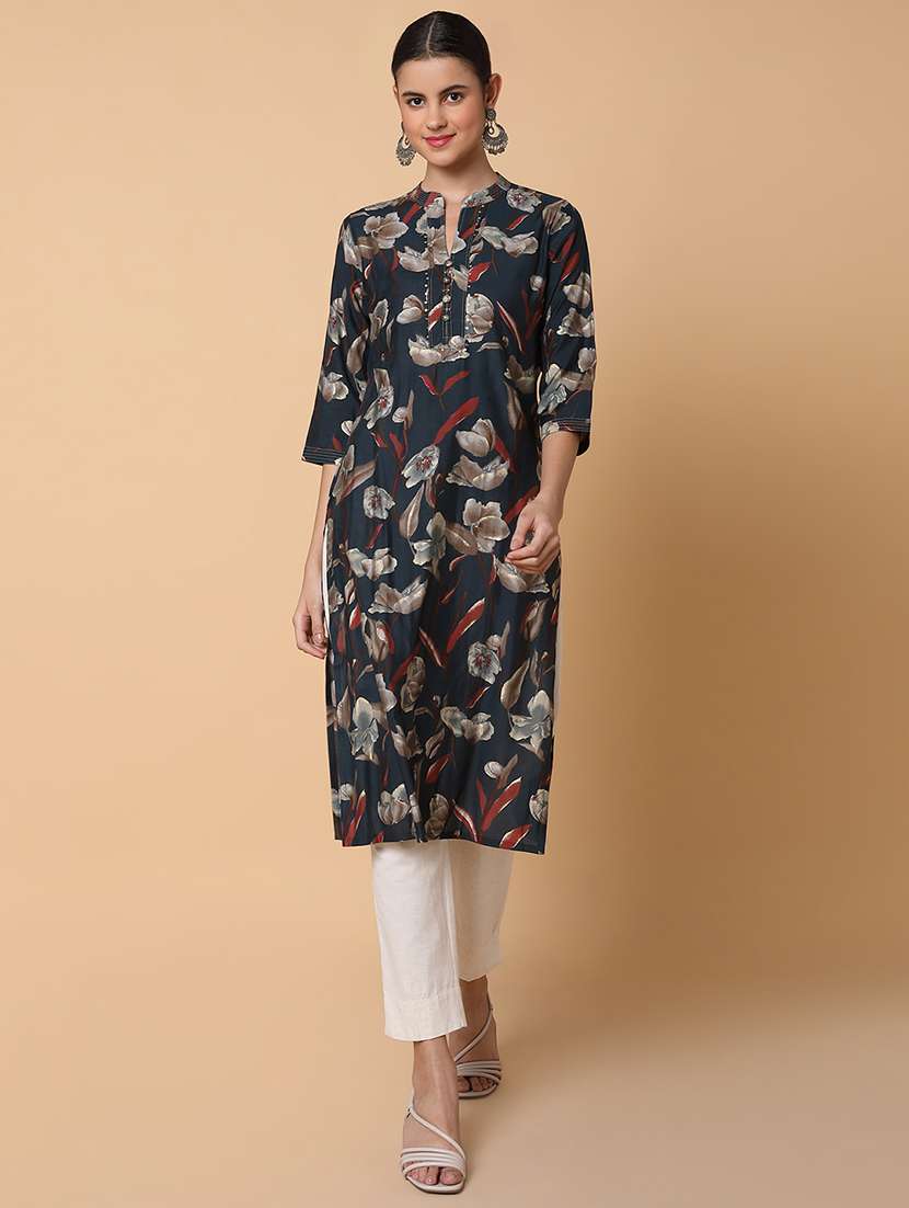 women three quarter sleeve straight kurta