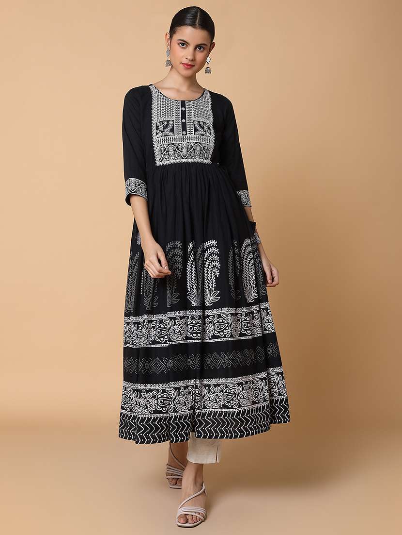 women three quarter sleeve anarkali kurta