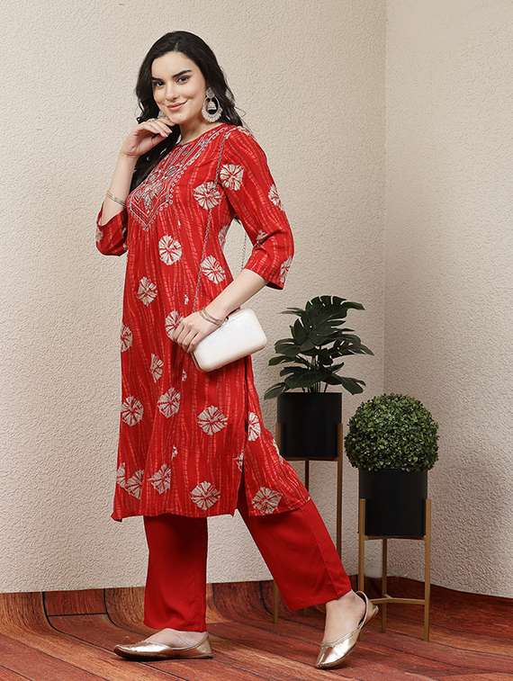 women three quarter sleeve kurta and pant set - 21468512 -  Standard Image - 2