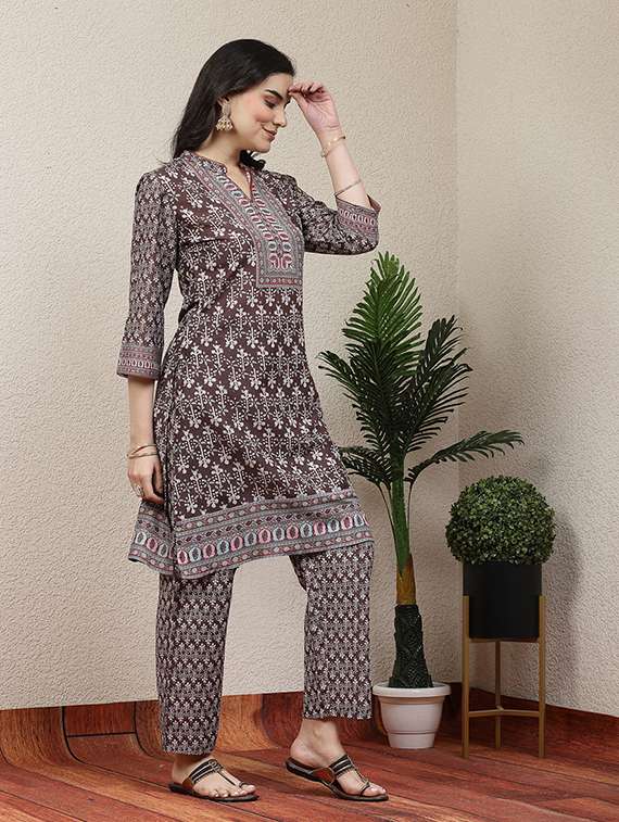 women brown floral printed kurta palazzo set - 21468553 - Standard Image - 2
