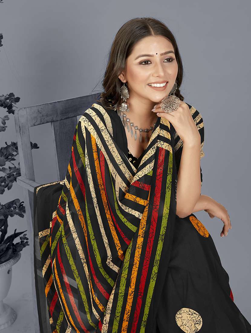 women printed casual wear sarees with blouse - 21480846 -  Standard Image - 2