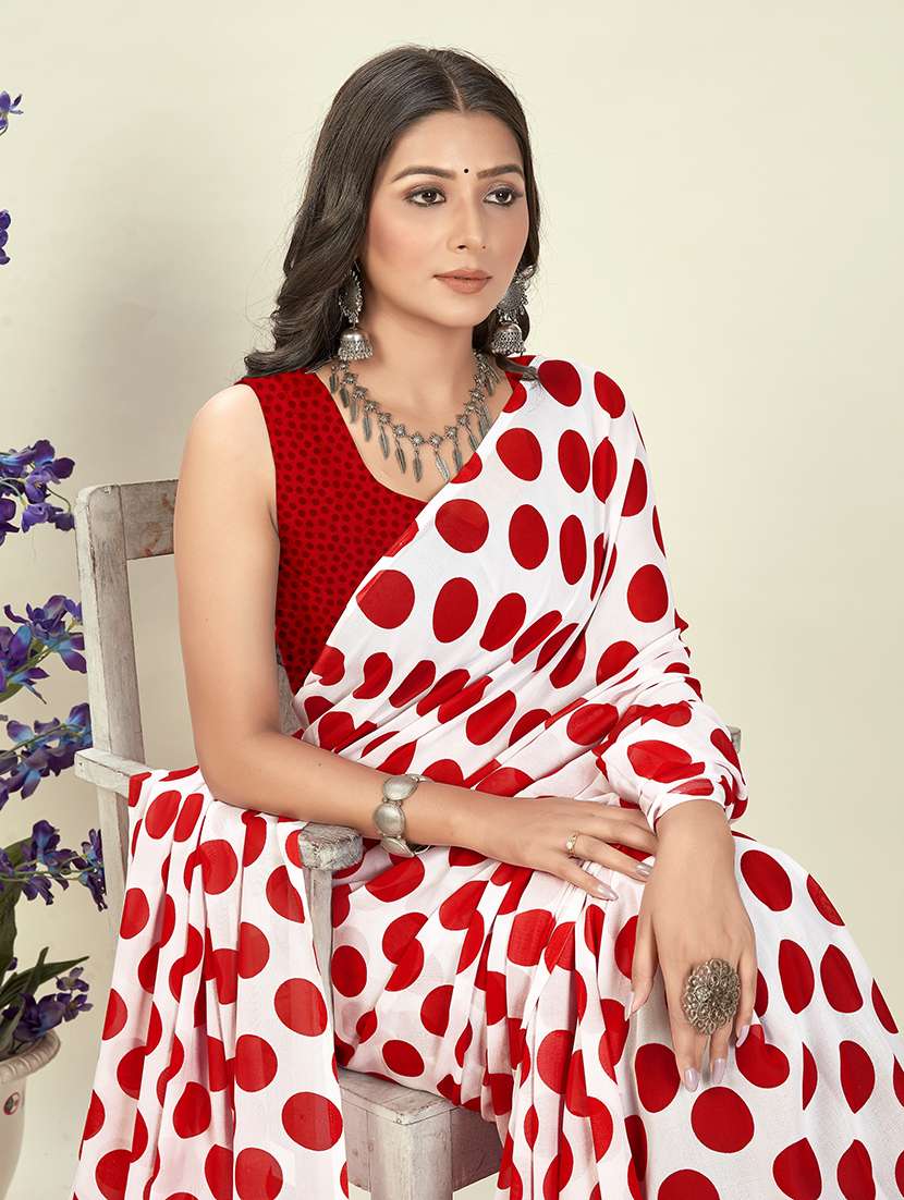 women printed casual wear sarees with blouse - 21480875 -  Standard Image - 2