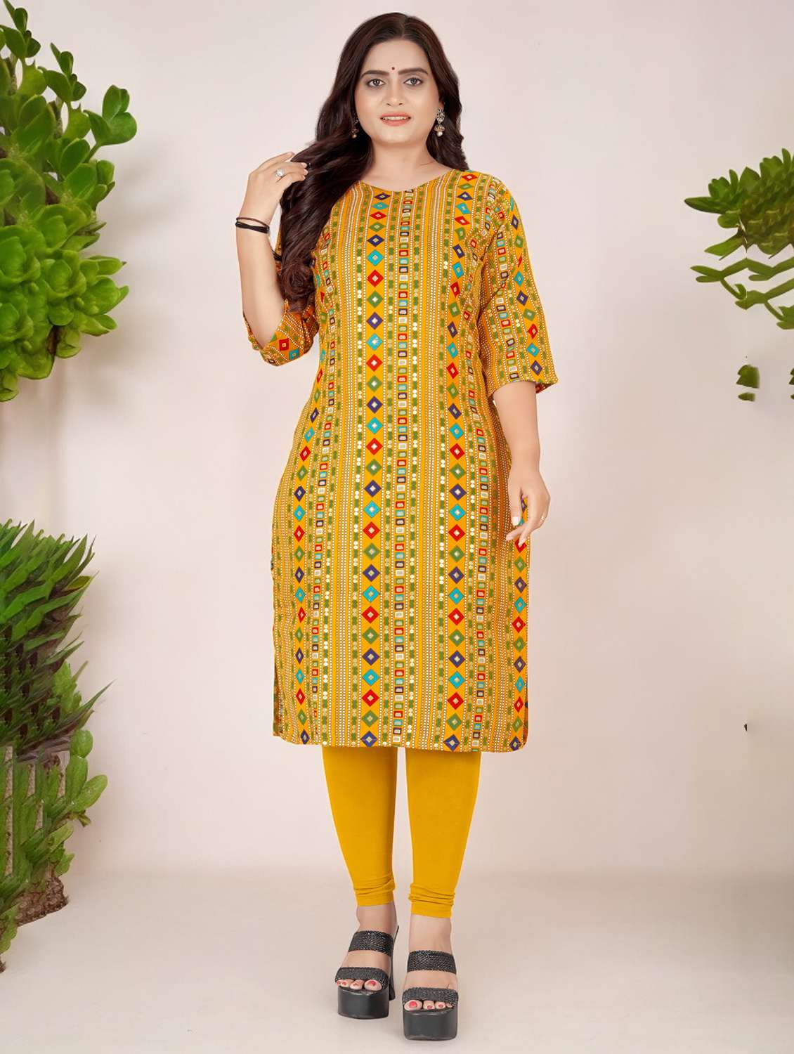 women three quarter sleeve straight kurta