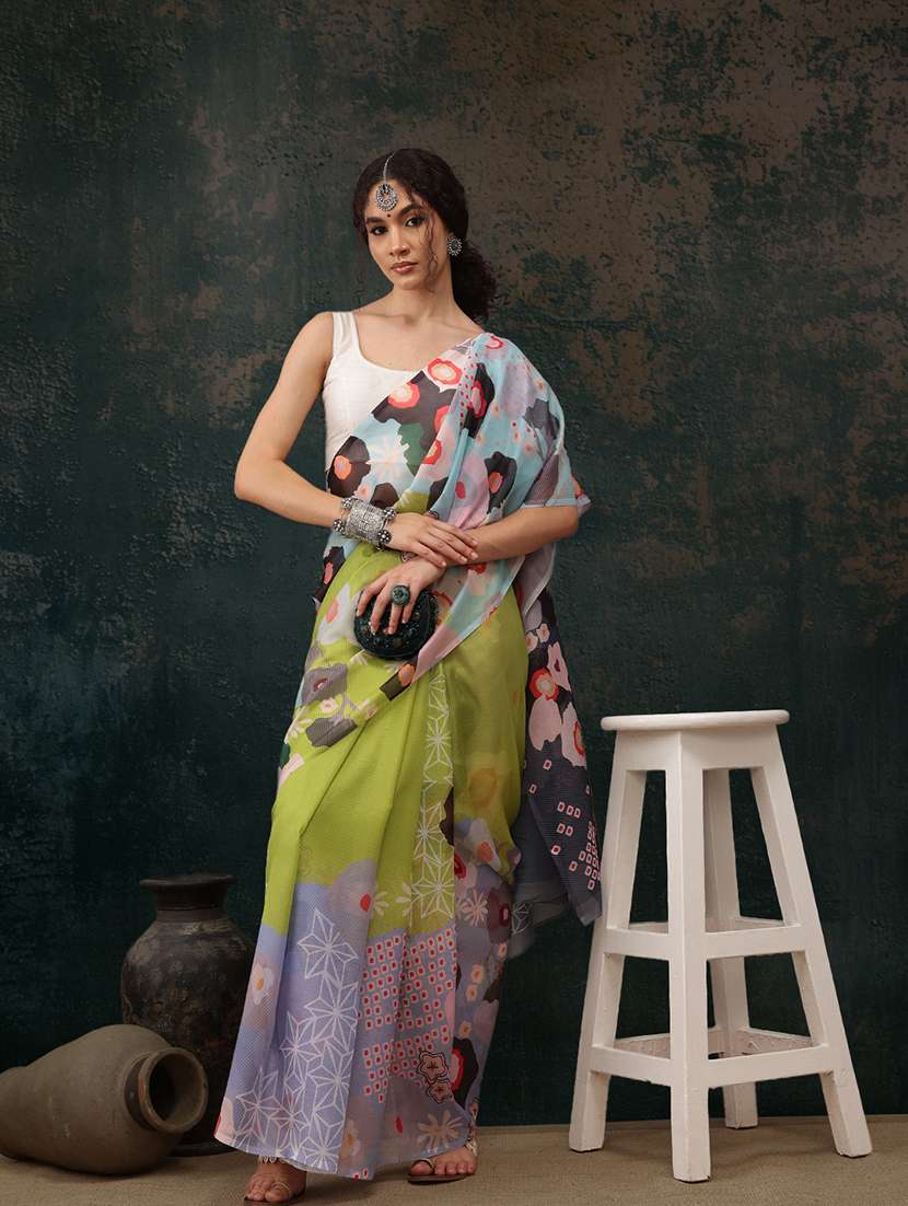 women floral printed saree - 21485500 -  Standard Image - 2