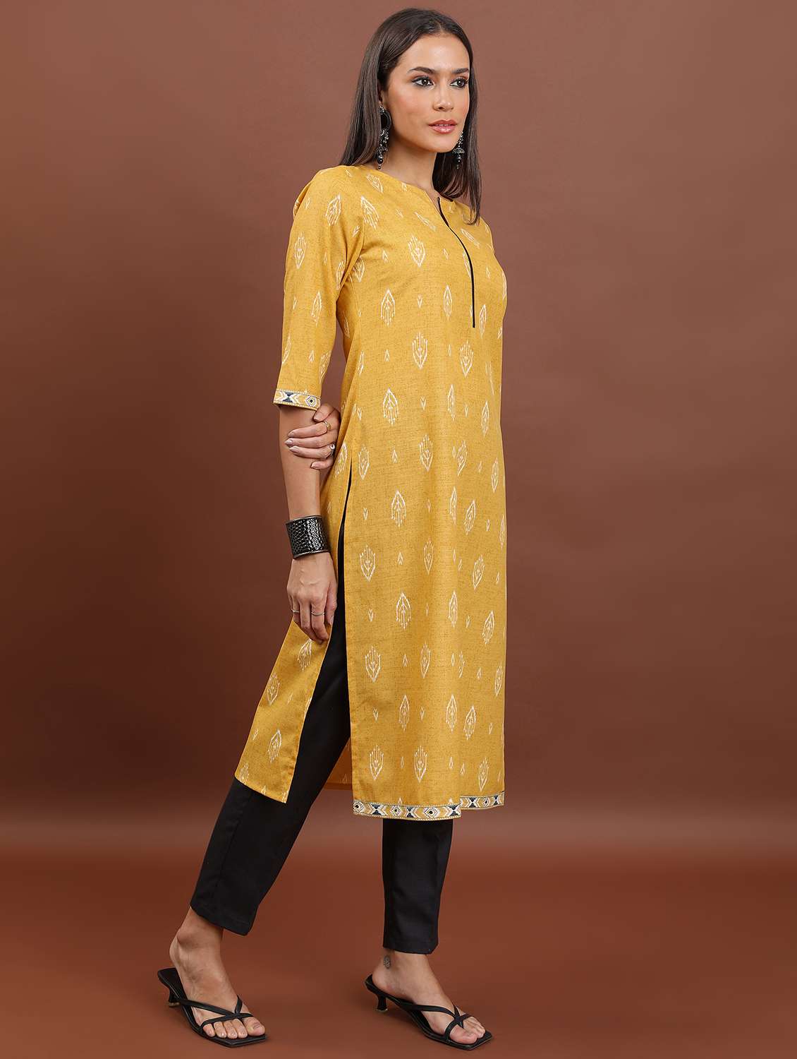 women yellow ikat kurta pant set with dupatta - 21486444 -  Standard Image - 2