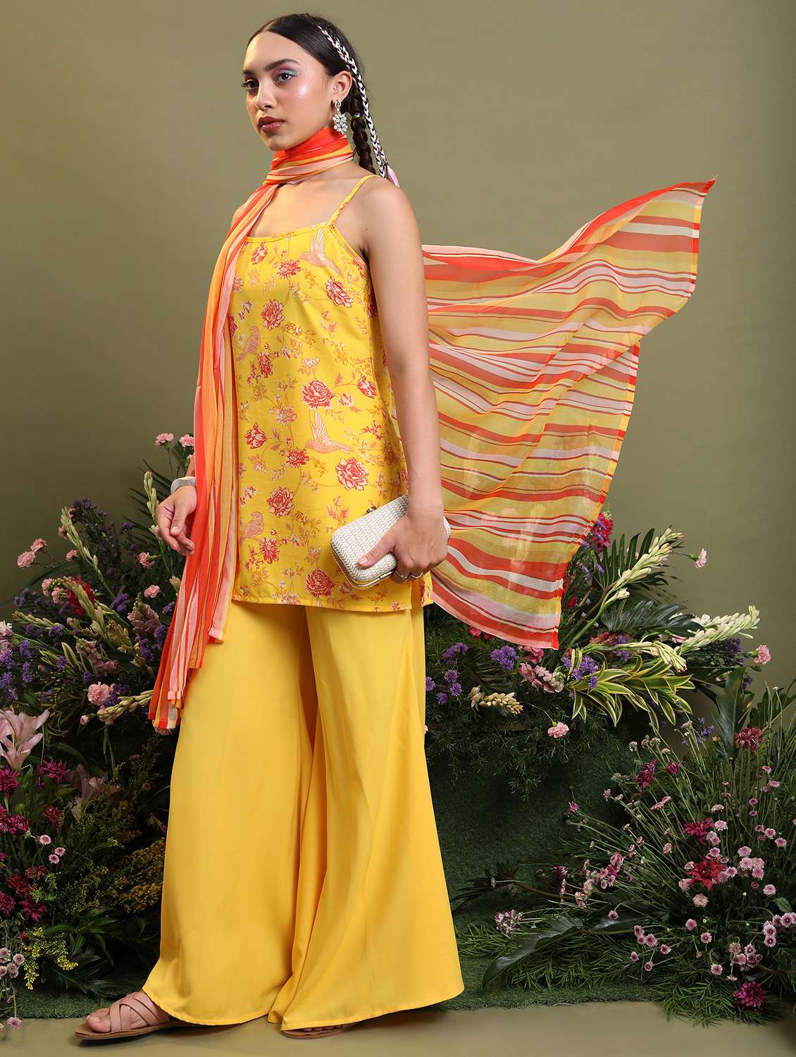 women floral printed kurta palazzo set with dupatta - 21486454 -  Standard Image - 2