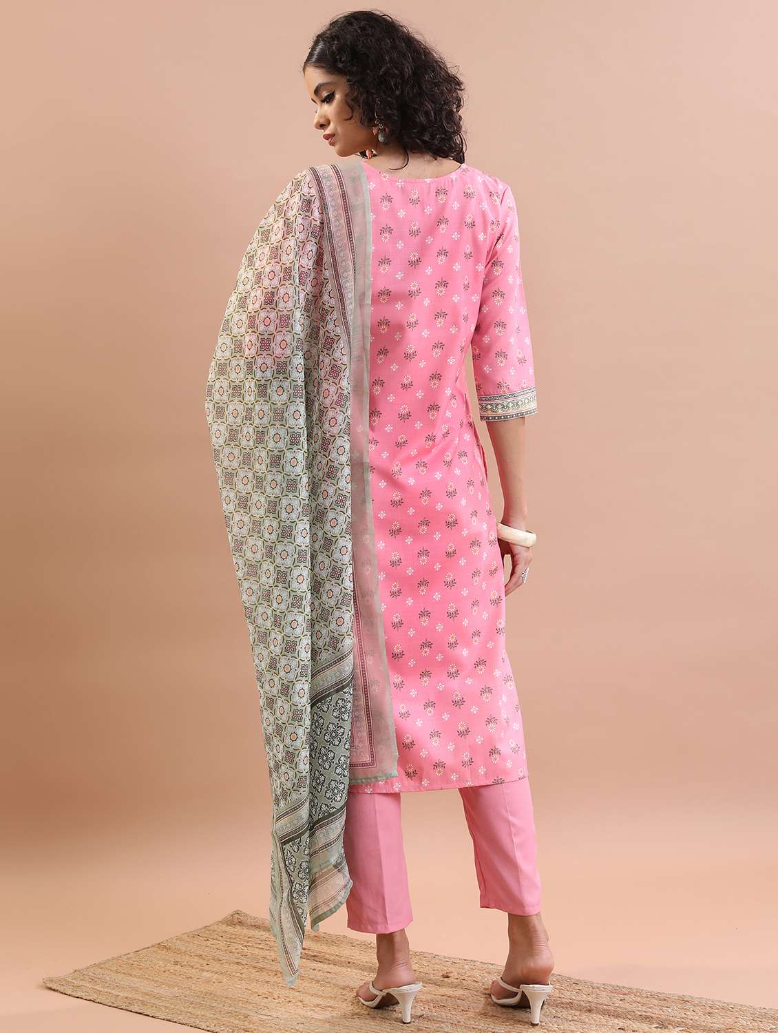 women floral printed kurta pant set with dupatta - 21486471 -  Standard Image - 2