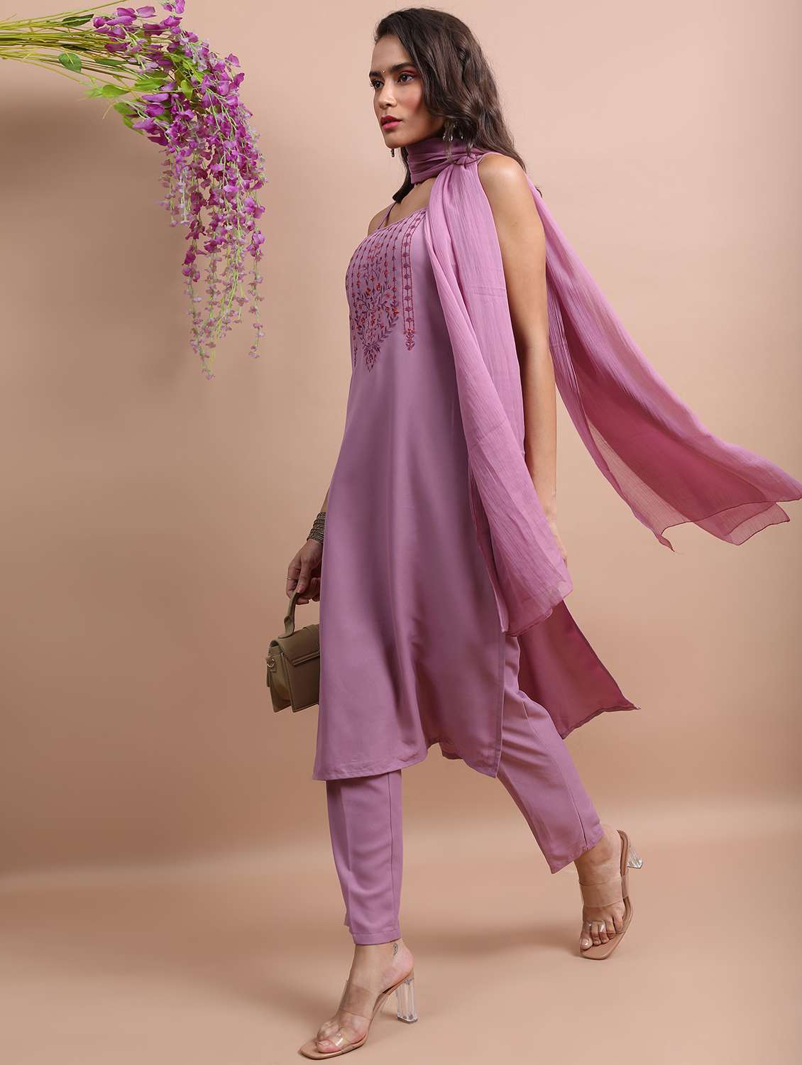 women embroidered kurta pant set with dupatta - 21486534 -  Standard Image - 2