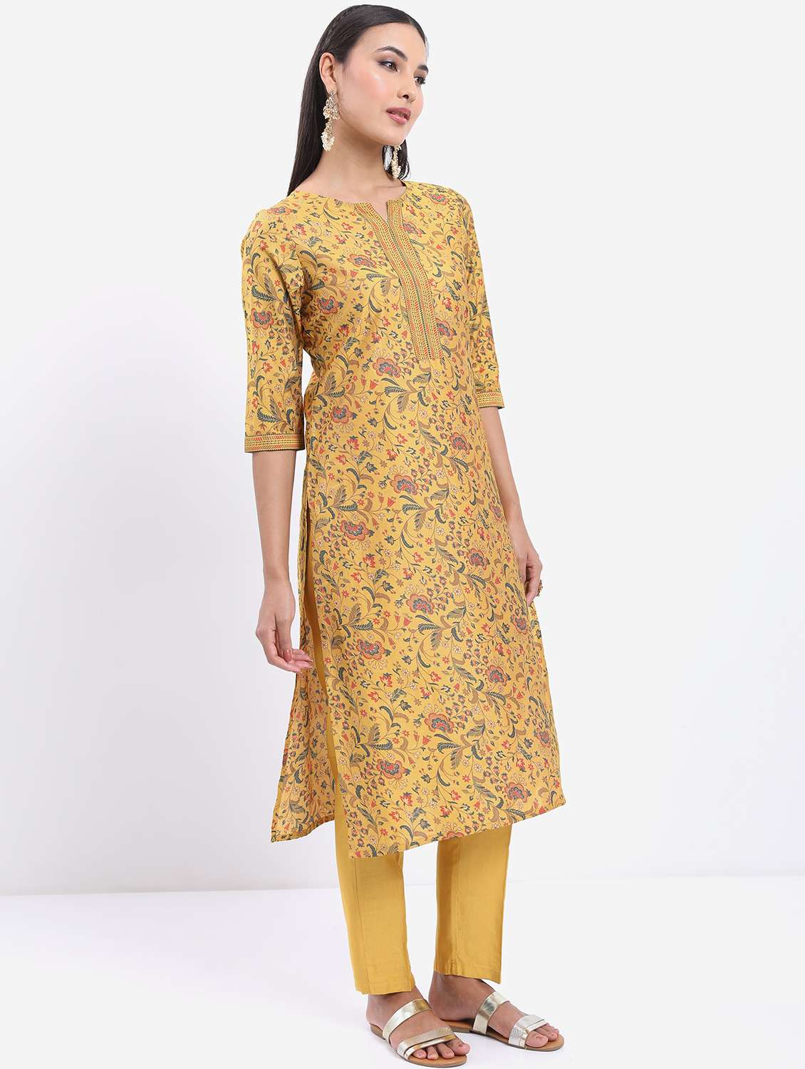 women floral printed kurta pant set with dupatta - 21486559 -  Standard Image - 2