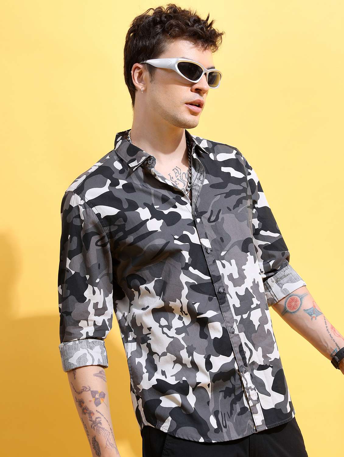 men collared camouflage printed casual shirt - 21486832 -  Standard Image - 2
