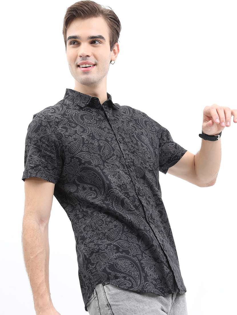 men short sleeved printed casual shirt - 21486967 -  Standard Image - 2