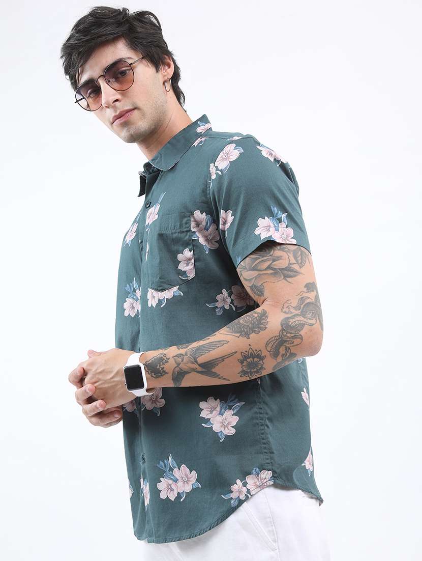 men printed collared casual shirt