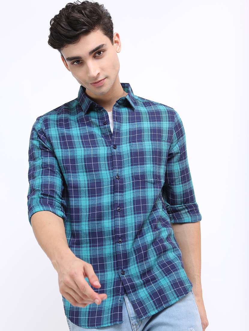 men blue regular fit checkered casual shirt