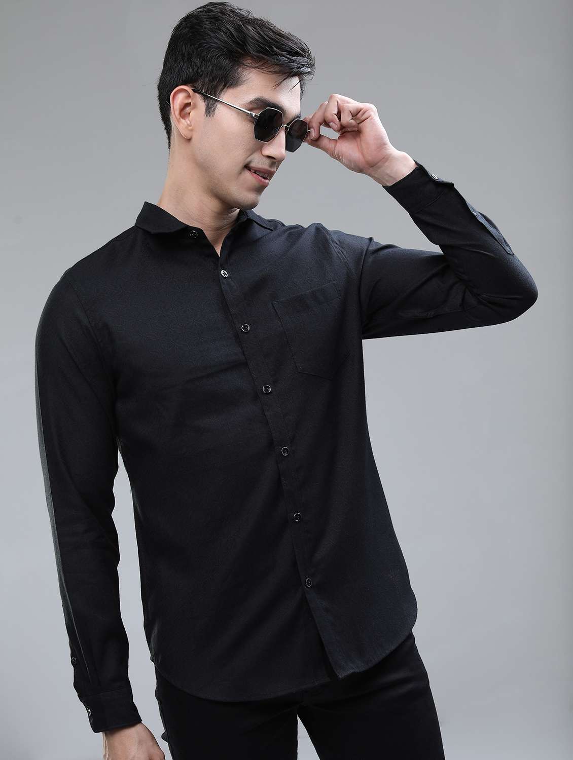 men black collared neck casual shirts - 21487101 -  Standard Image - 2