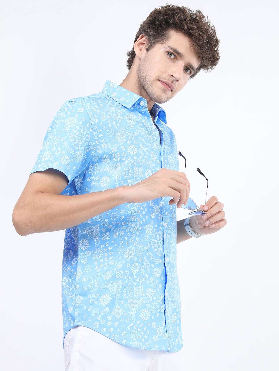 men short sleeved printed casual shirt - 21487169 -  Standard Image - 2