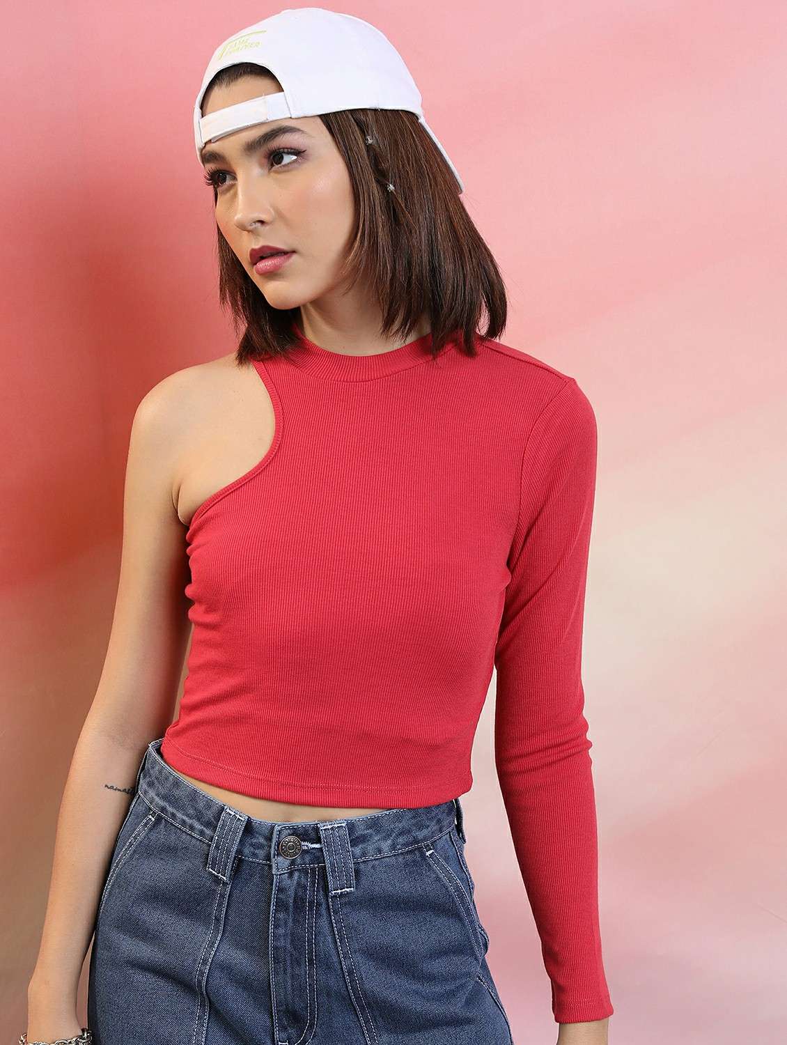red solid regular top