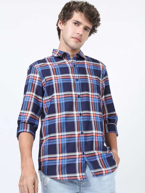 men collared long sleeves casual shirt - 21487276 -  Standard Image - 0